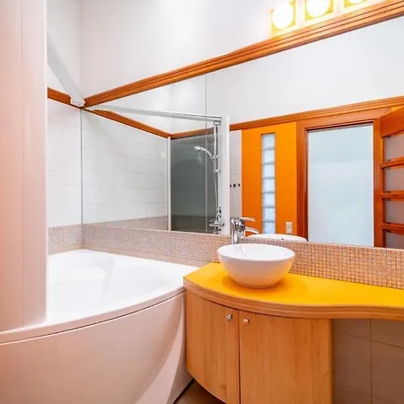 Elegant Art Nouveau Hideaway In Elizabetes Street Riga