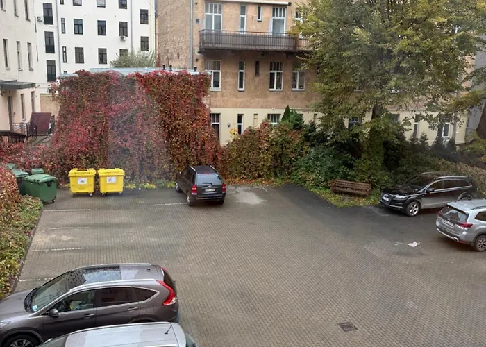 Elegant Art Nouveau Hideaway In Elizabetes Street Рига